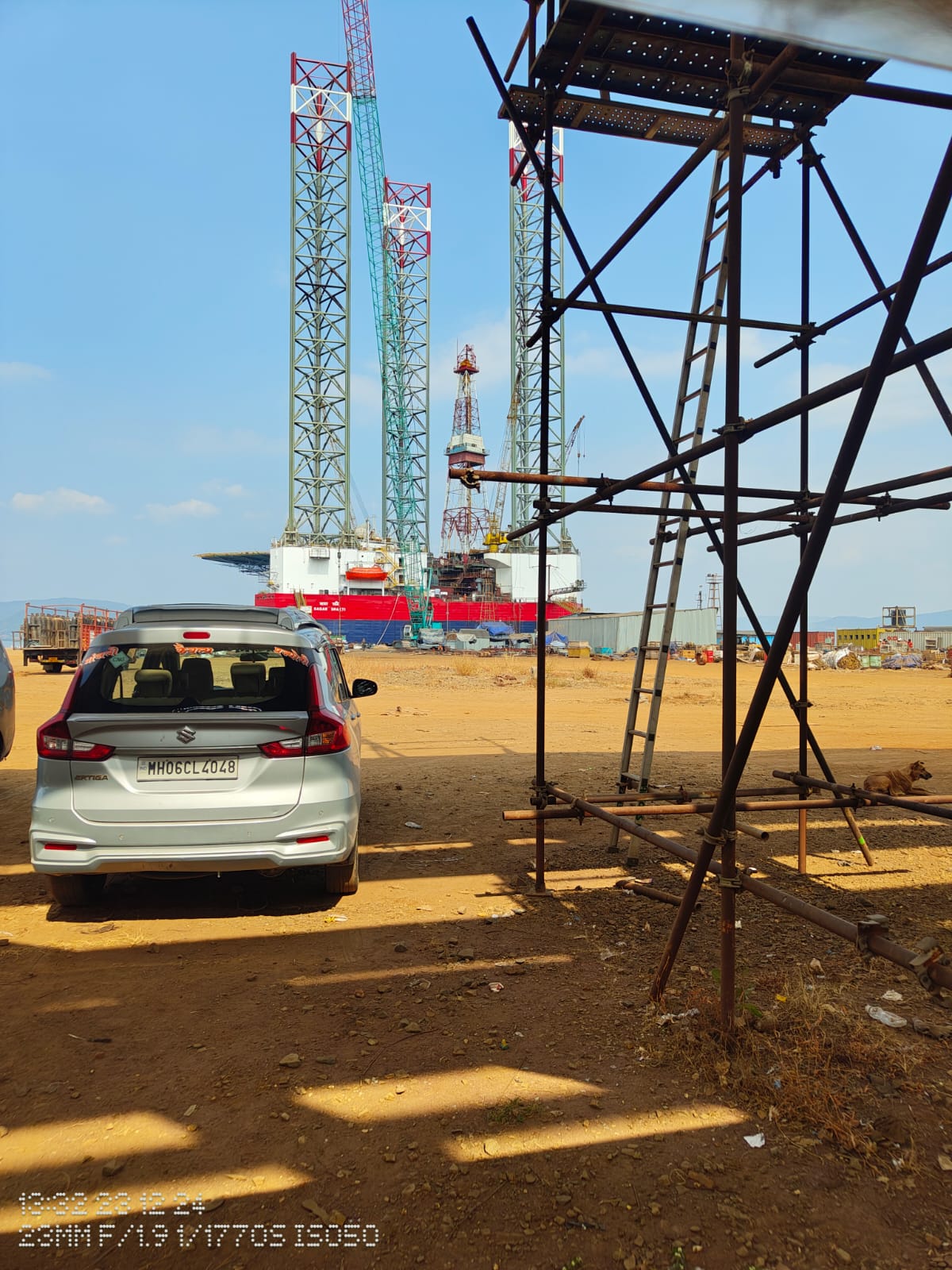 Rig yard — commissioning support area